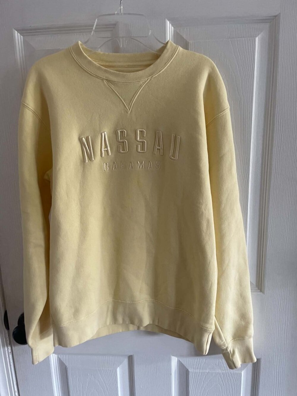 Nassau Bahamas Women's Yellow Sweatshirt Gear for Sports Medium M Embroidered